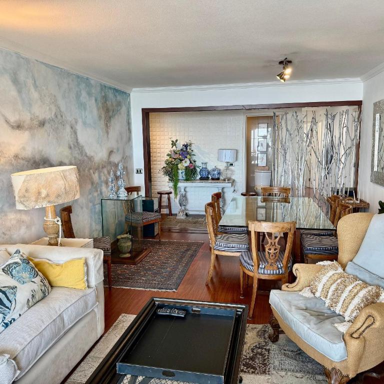 Spacious Apartment, Beautiful Decor and Ocean View - 10-Bed Female Dormitory Room - 19