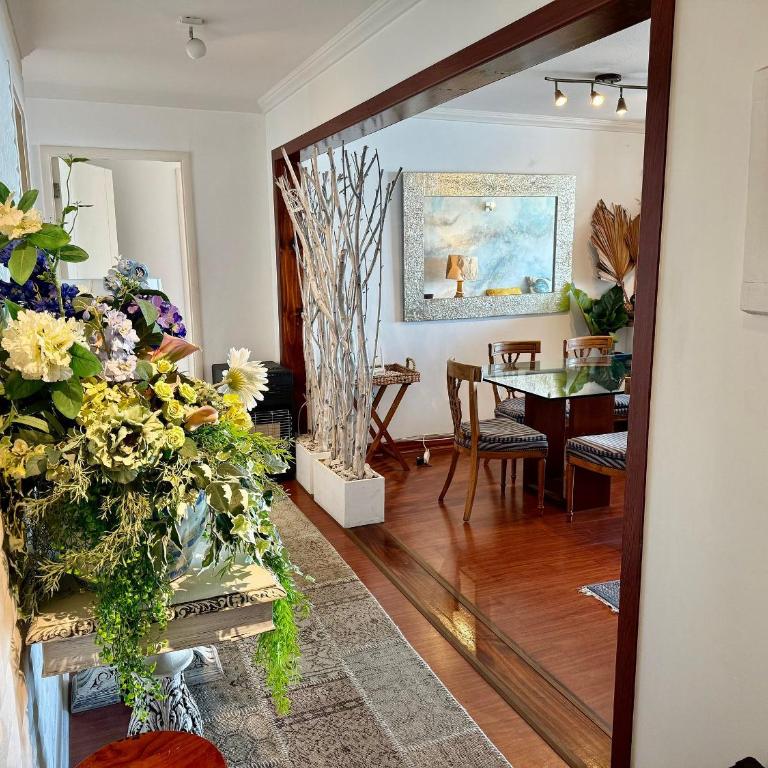 Spacious Apartment, Beautiful Decor and Ocean View - 10-Bed Female Dormitory Room - 22