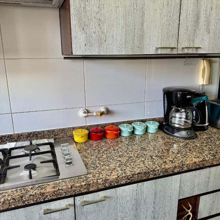 Spacious Apartment, Beautiful Decor and Ocean View - 10-Bed Female Dormitory Room - 34