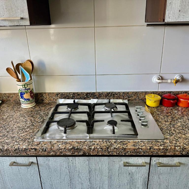 Spacious Apartment, Beautiful Decor and Ocean View - 10-Bed Female Dormitory Room - 35