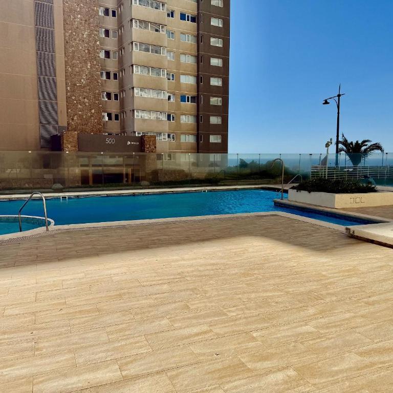 Spacious Apartment, Beautiful Decor and Ocean View - 10-Bed Female Dormitory Room - 44