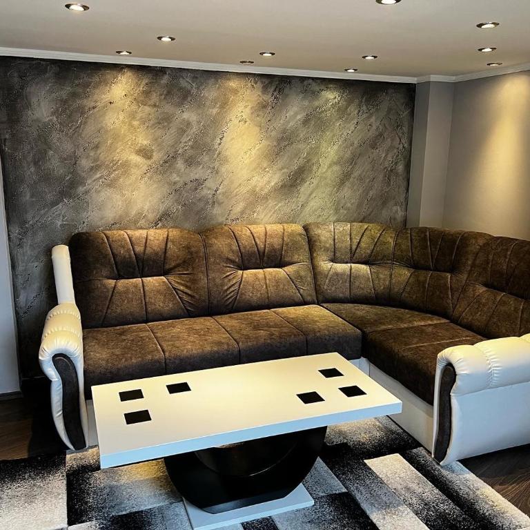 Aleksandra - One-Bedroom Apartment - 1