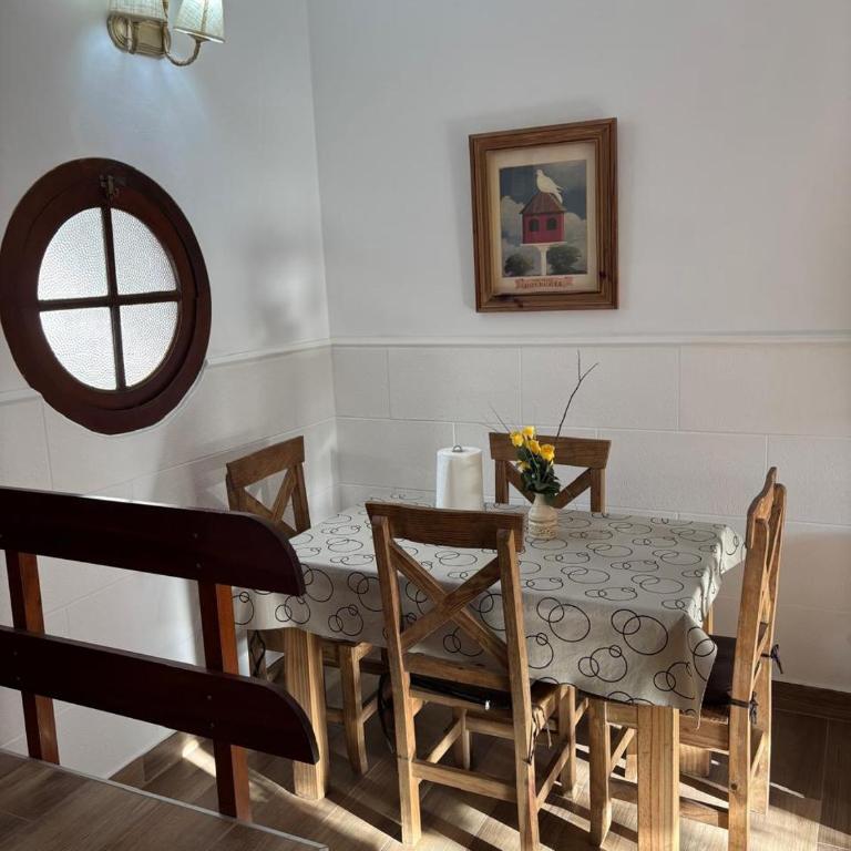 del Besugo, Dúplex Céntrico en Pinamar, parrila, patio, cochera, 2 ambientes - One-Bedroom Apartment - 22