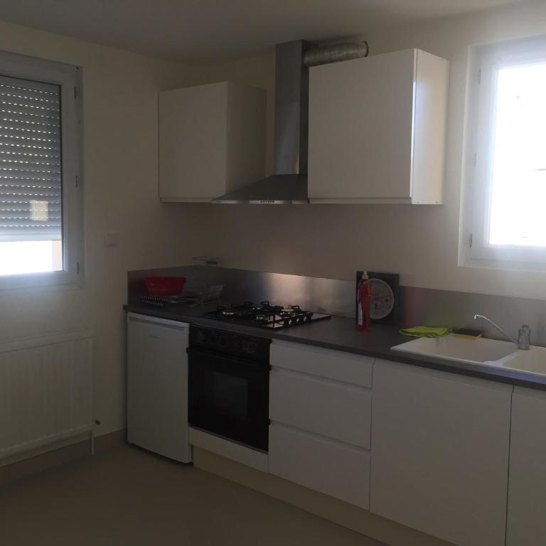 Gite Le Logis Dauphinois - Chambre Double Standard avec Salle de Bains Commune - 2