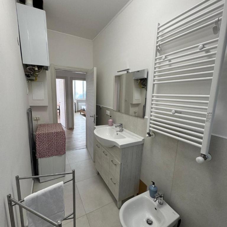 Station's Nest - Bologna Fiera - Free Parking - Appartamento con 2 Camere da Letto e Balcone - 17