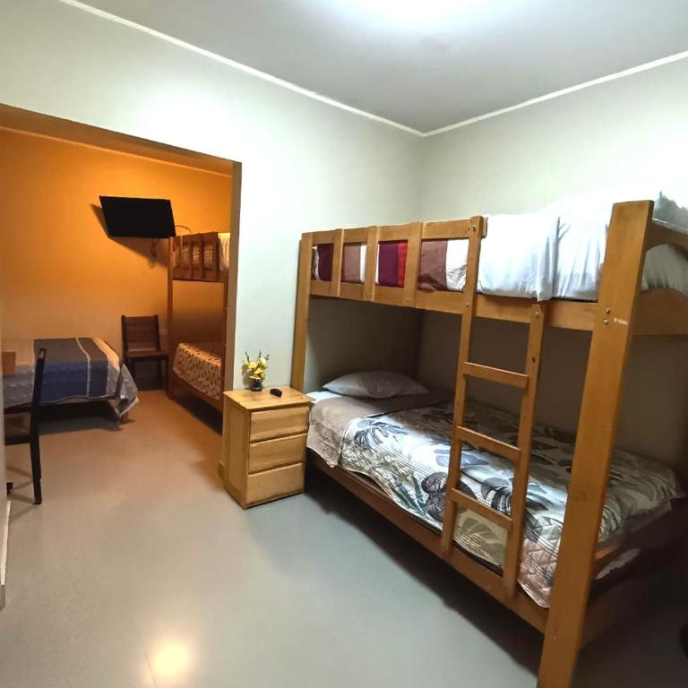 HOSPEDAJE JOSUE - paracas - 6-Bed Mixed Dormitory Room - 12
