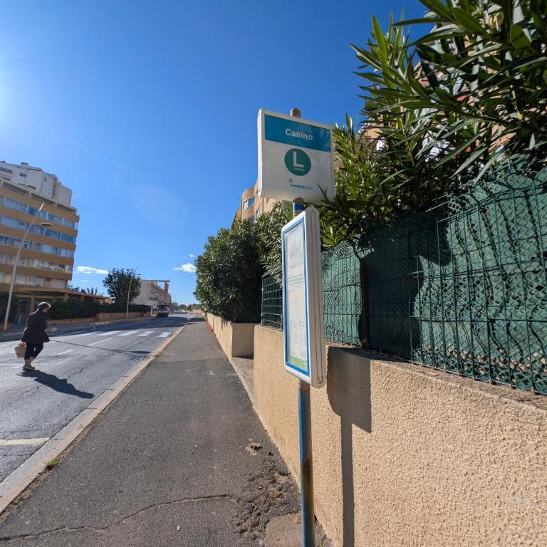 Meublé de tourisme 3 Etoiles CAP HORN, Vue mer, parking privé, plage à 50m - One-Bedroom Apartment - 25
