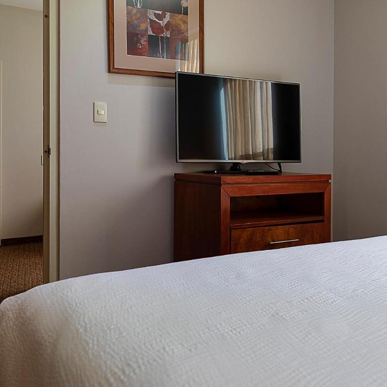 Staybridge Suites Queretaro by IHG - Two-Bedroom Suite - Smoking - 11