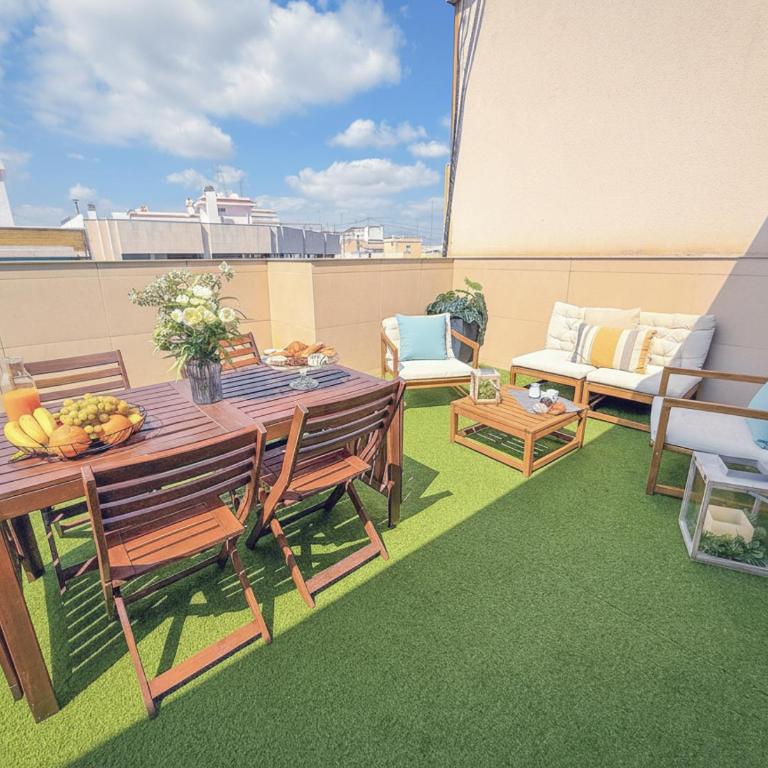 HQ Rooms Apartments San Vicente - Duplex Penthouse Apartment - 3