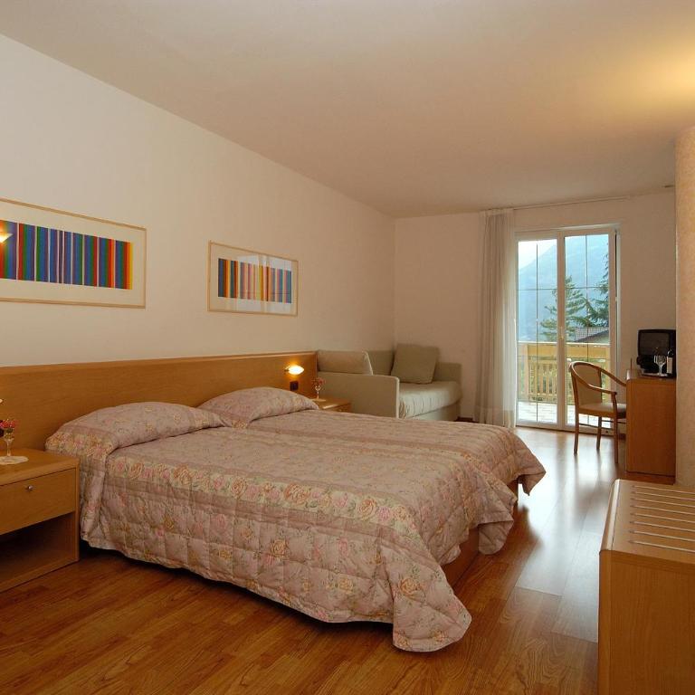 Hotel Karinhall - Camera Tripla - 5