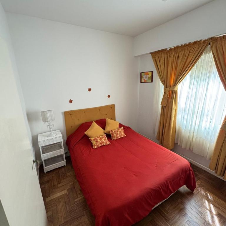 Departamento en el centro a pocas cuadras de la playa - Two-Bedroom Apartment - 2
