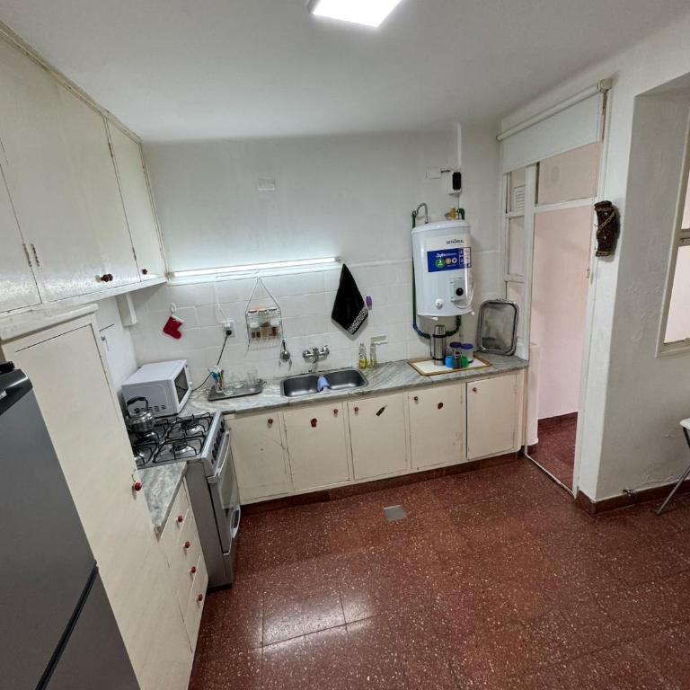 Departamento en el centro a pocas cuadras de la playa - Two-Bedroom Apartment - 4