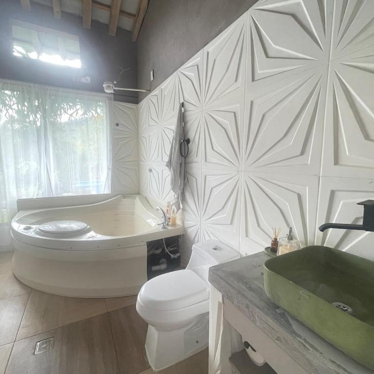 Casa de Campo Cerca a Medellín - Casa - 4