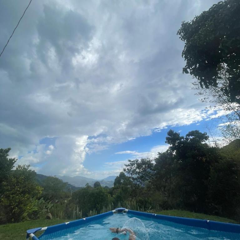 Casa de Campo Cerca a Medellín - Casa - 18