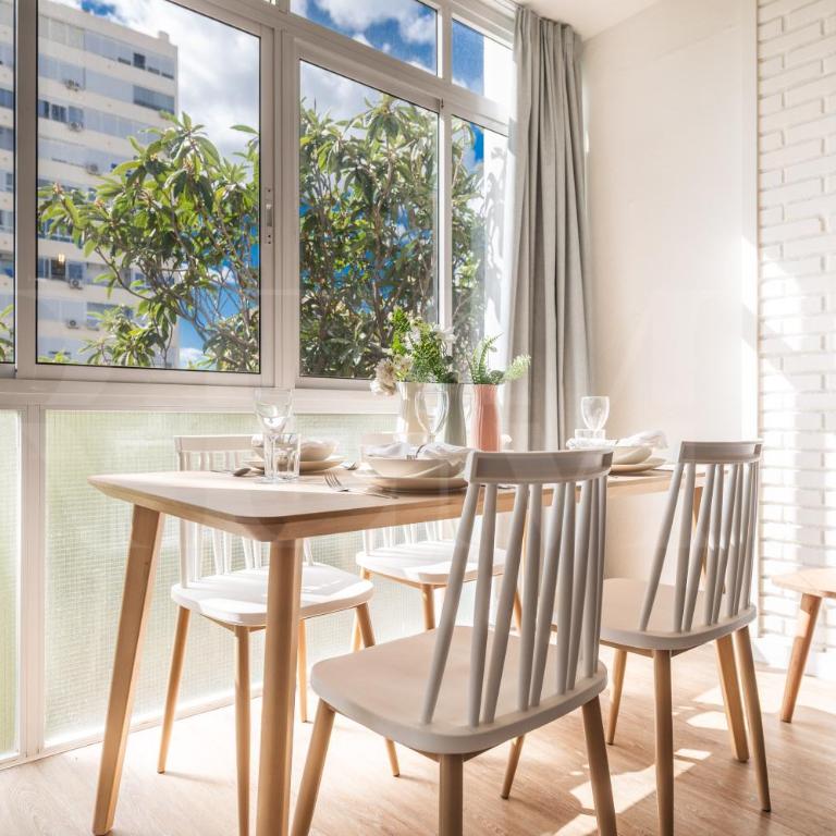 Apartment with balcony, pool and beach nearby REMS - One-Bedroom Apartment - 23