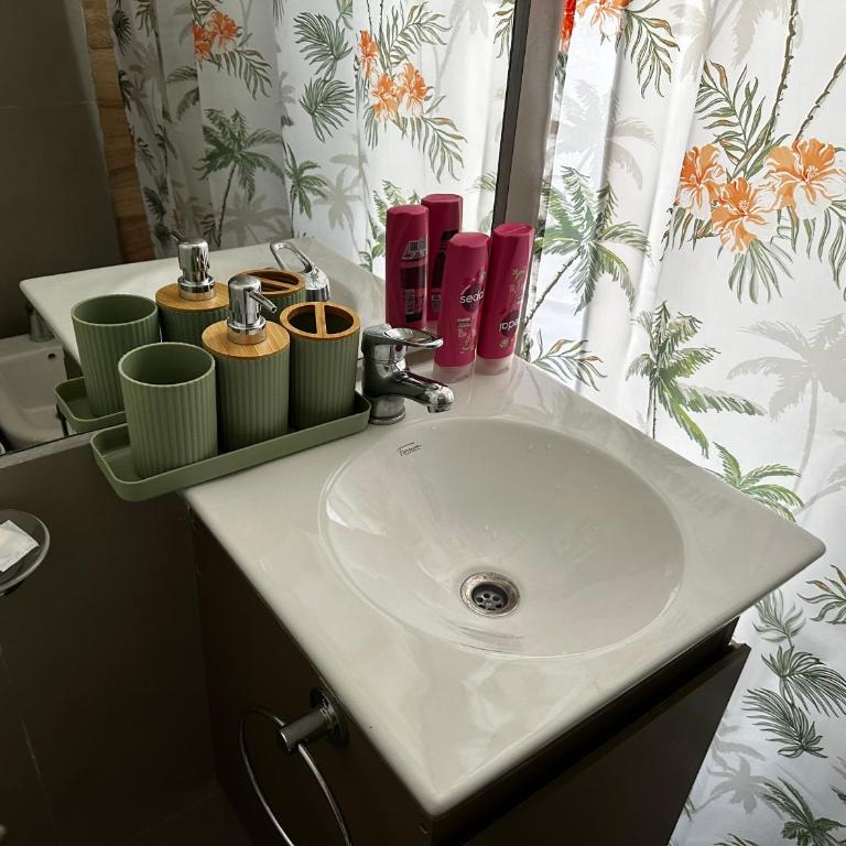 NUEVO a 3 cuadras del shopping Patio Olmos con ASADOR y terraza amoblada - Apartamento de 1 dormitorio - 50