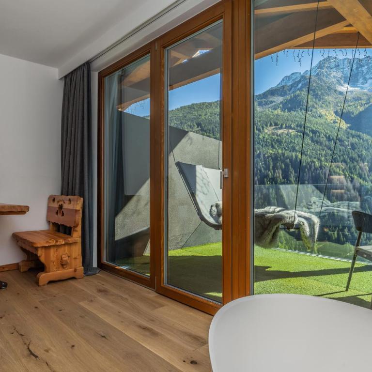 Hotel Chalet Al Foss - Adults Only - Camera Matrimoniale Deluxe con Vasca - 1