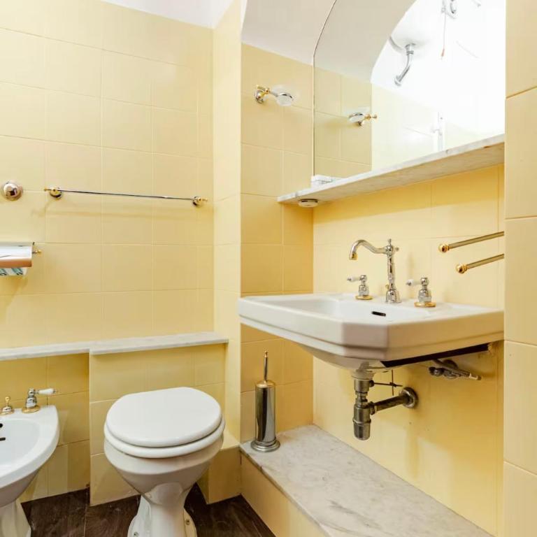 Centralissimo e Ampio appartamento confortevole - Appartamento con 2 Camere da Letto - 11