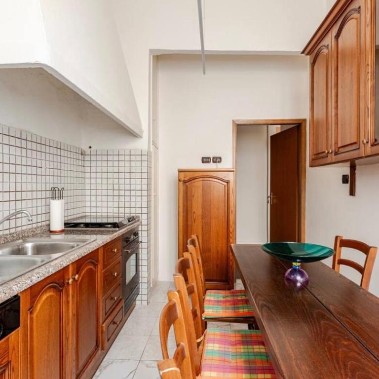 Centralissimo e Ampio appartamento confortevole - Appartamento con 2 Camere da Letto - 14
