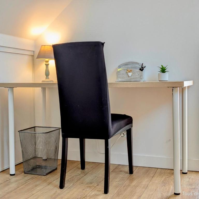 Petit Villiers - 3 chambres climatisées - Parking privé - Three-Bedroom Townhouse - 16