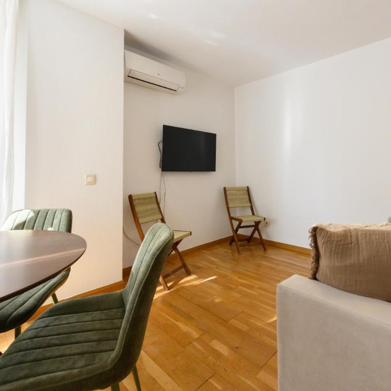 Vivienda con estilo 2 dormitorios, Piscina y todo el confort Temporal HOR1K1B - Two-Bedroom Apartment - 54