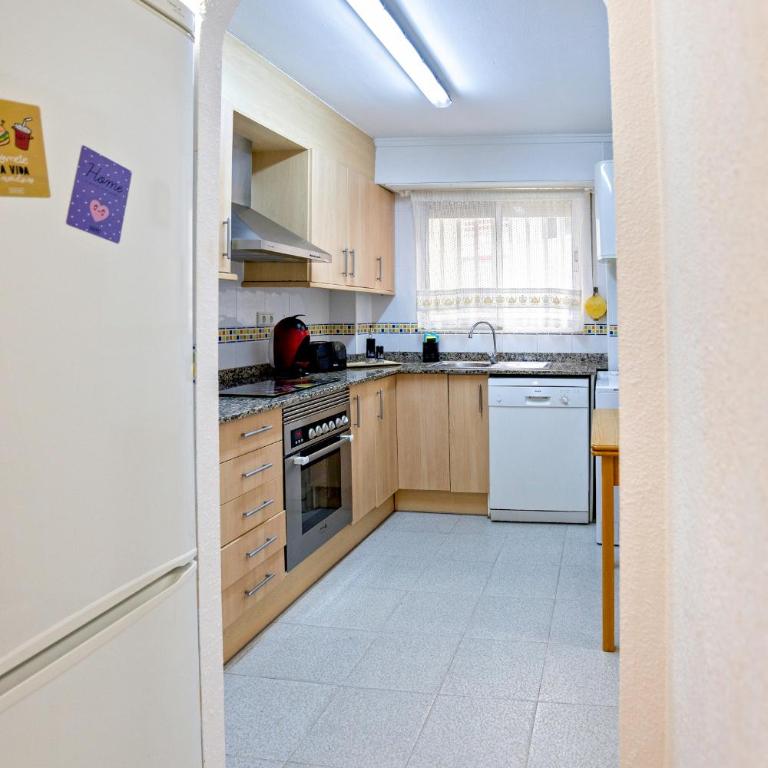 Apartamento planta baja a dos minutos de la playa - Apartamento de 3 dormitorios - 12