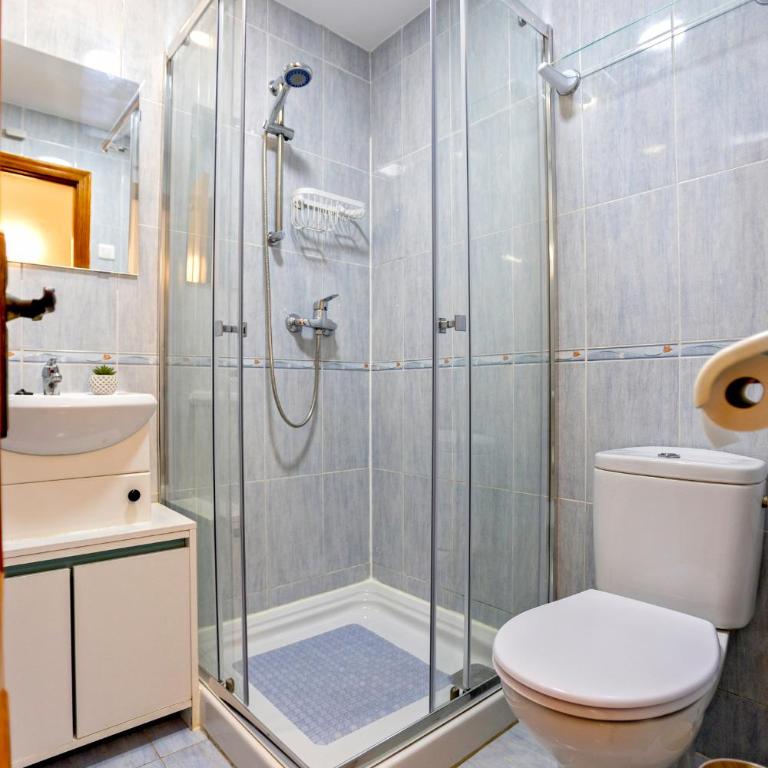 Apartamento planta baja a dos minutos de la playa - Apartamento de 3 dormitorios - 21