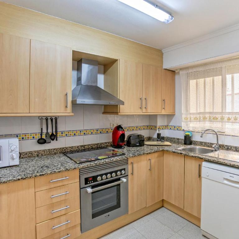 Apartamento planta baja a dos minutos de la playa - Apartamento de 3 dormitorios - 13