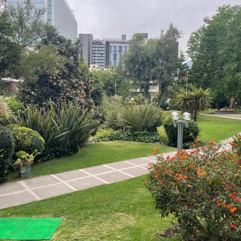 Departamento Familiar Las Condes 3 Habitaciones Lado Schopping Parque Arauco - Three-Bedroom Apartment with View - 1