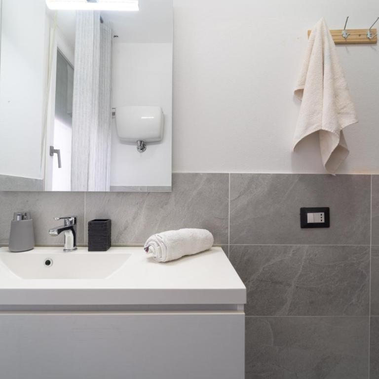 Sanuk House - Appartamento Superior con 1 Camera da Letto e Balcone - 7