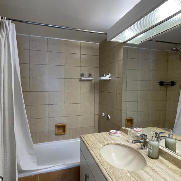 Departamento Familiar Las Condes 3 Habitaciones Lado Schopping Parque Arauco - Three-Bedroom Apartment with View - 35