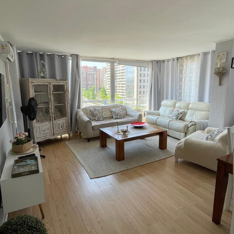 Departamento Familiar Las Condes 3 Habitaciones Lado Schopping Parque Arauco - Three-Bedroom Apartment with View - 17