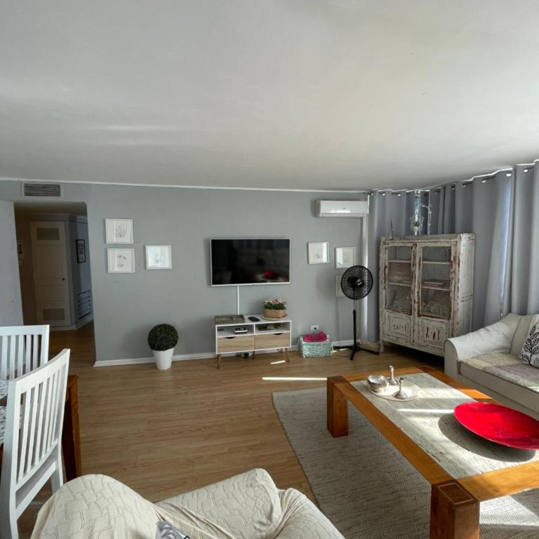 Departamento Familiar Las Condes 3 Habitaciones Lado Schopping Parque Arauco - Three-Bedroom Apartment with View - 19