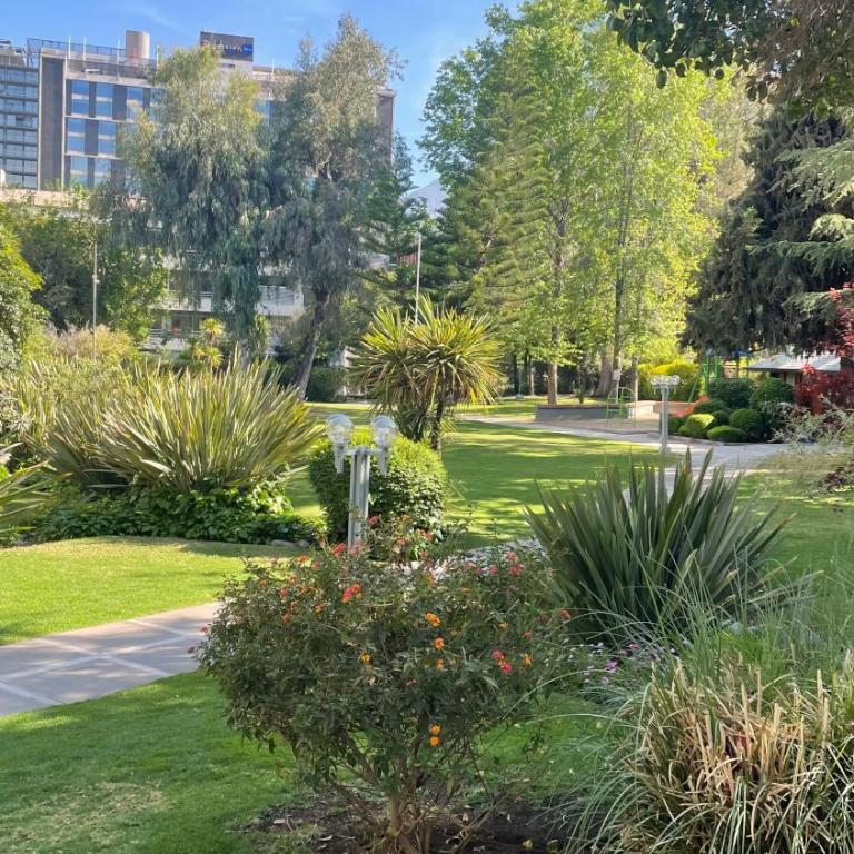 Departamento Familiar Las Condes 3 Habitaciones Lado Schopping Parque Arauco - Three-Bedroom Apartment with View - 3