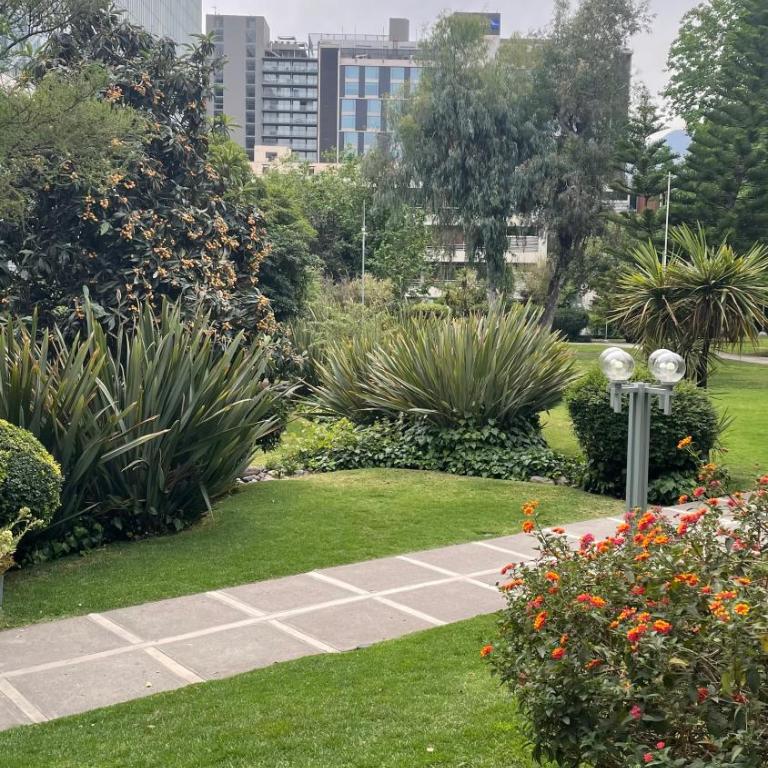 Departamento Familiar Las Condes 3 Habitaciones Lado Schopping Parque Arauco - Three-Bedroom Apartment with View - 2
