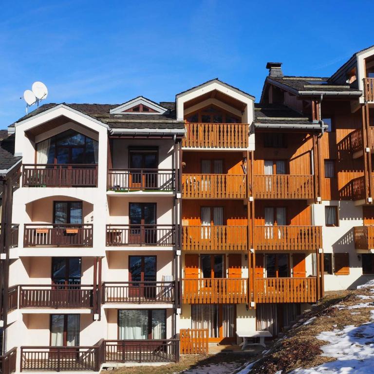 Bel appartement spacieux 10 pers, balcon, parking, proche pistes - FR-1-344-771 - Appartement - 13