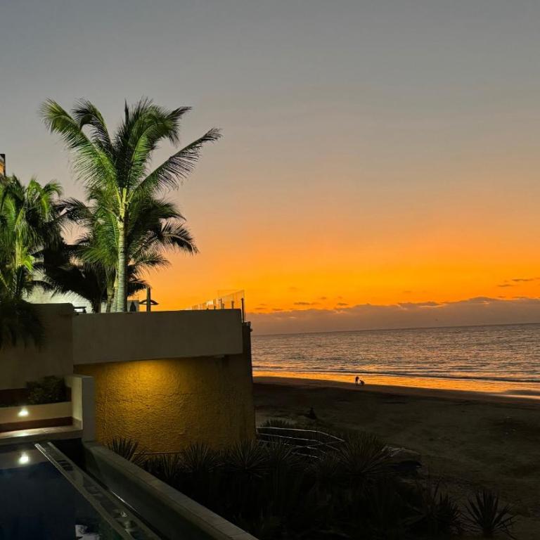 Ocean View Total Comfort - Two-Bedroom Apartment - 7