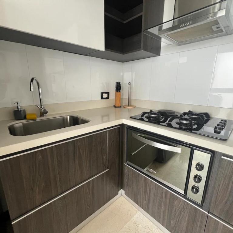 Huge Apartment for families at Poblado - Apartment with Balcony - 8