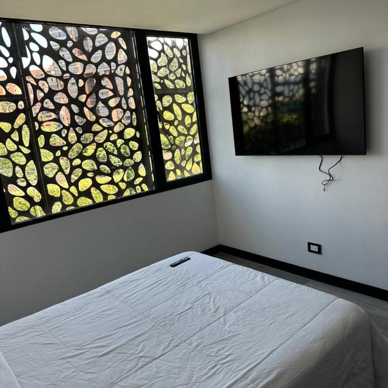 Huge Apartment for families at Poblado - Economy Double Room - 4