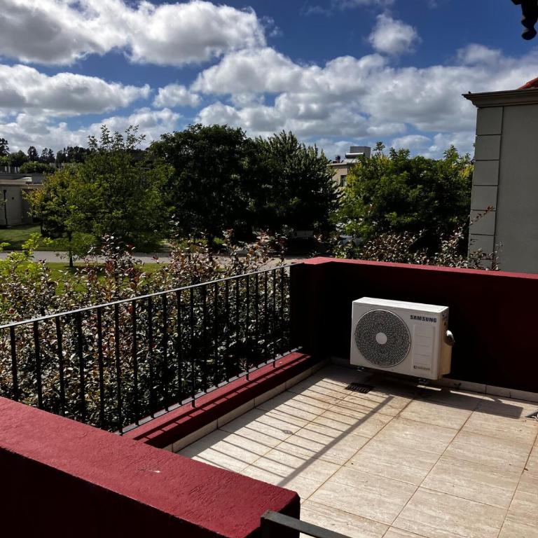 Espectacular casa con pileta en Barrio Privado - Casa de 4 dormitorios - 62