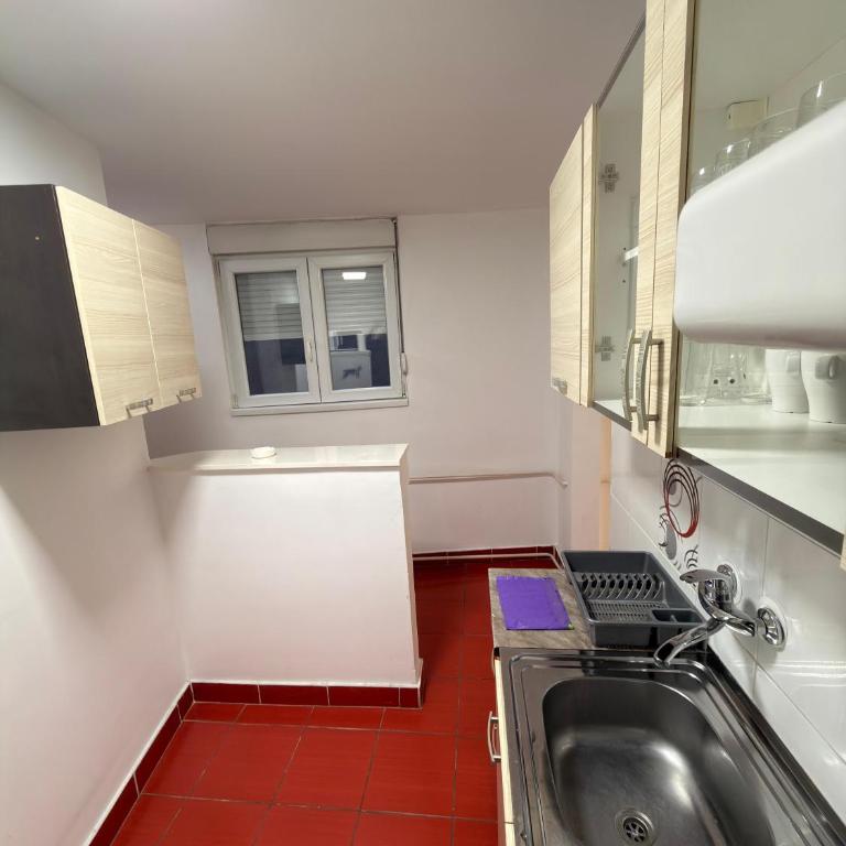 Townhouse - Apartments - Apartman sa 2 Spavaće Sobe i Balkonom - 4