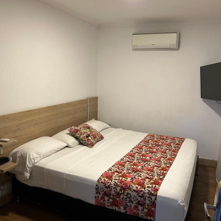 Hotel Poma Rosa - Habitación Doble Estándar - 15