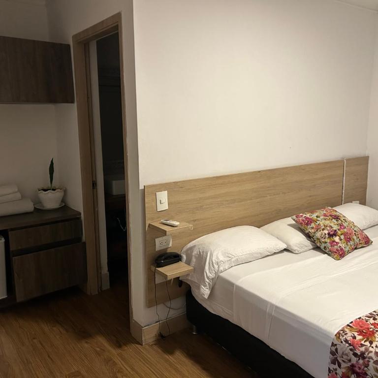 Hotel Poma Rosa - Suite Junior con balcón - 10