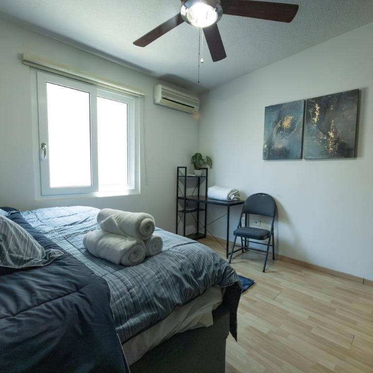 Spacious & Comfortable Home Exclusive Neighborhood - Four-Bedroom House - 11