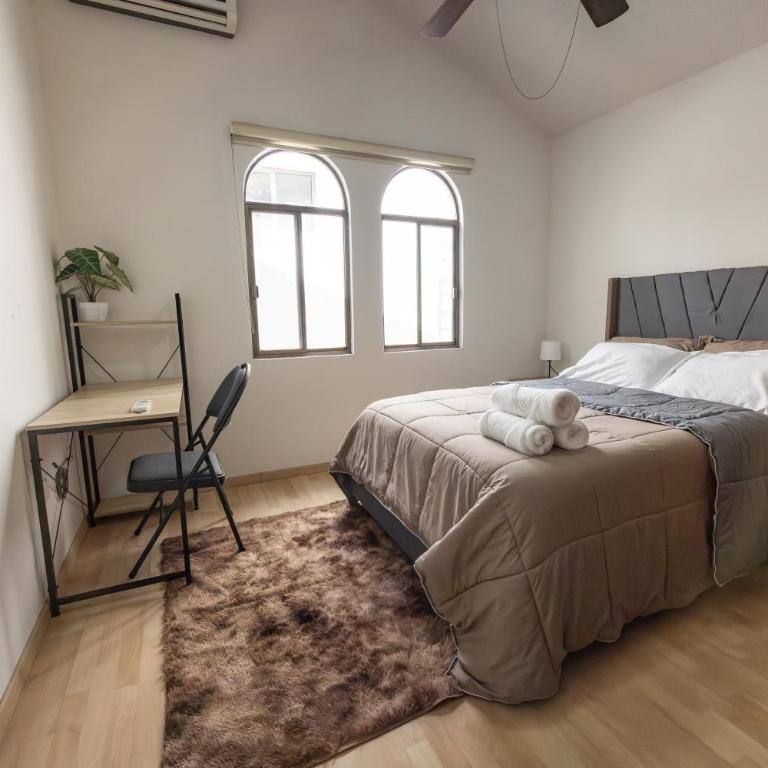 Spacious & Comfortable Home Exclusive Neighborhood - Four-Bedroom House - 32