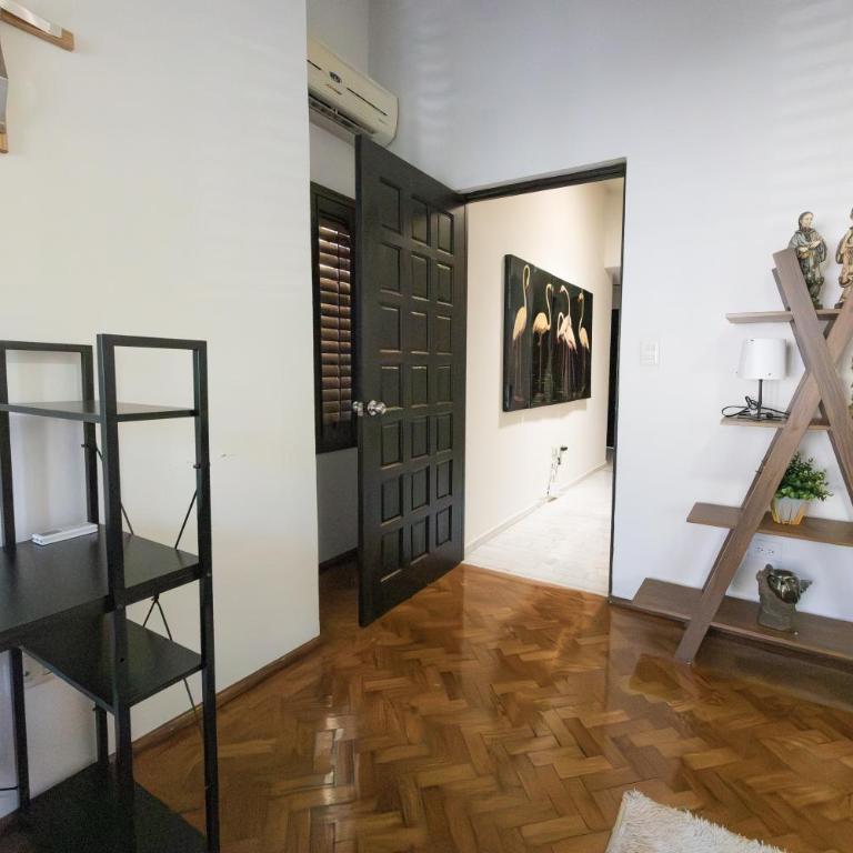 Spacious & Comfortable Home Exclusive Neighborhood - Four-Bedroom House - 30