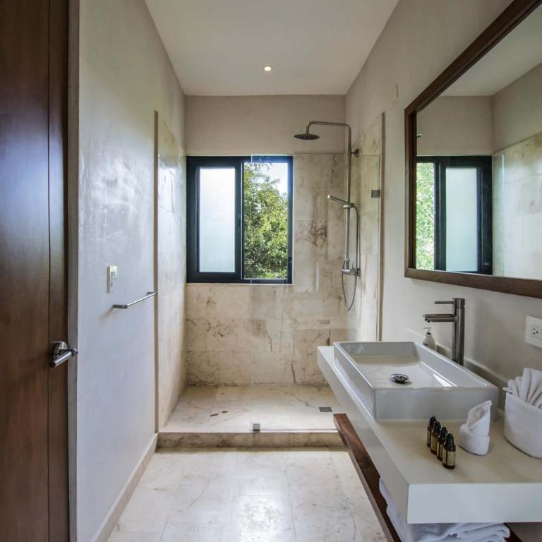 Casa Kookay, 6BR Luxury Villa 3 Pools, Aldea Zama - Villa - 27