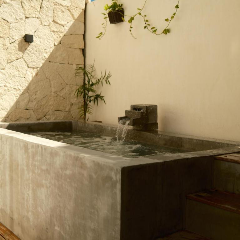 Downtown Penthouse with Private Pool, Rooftop Pool and Gym, short distance from Beaches, Restaurants & Nightlife - Apartamento de 2 dormitorios - 75