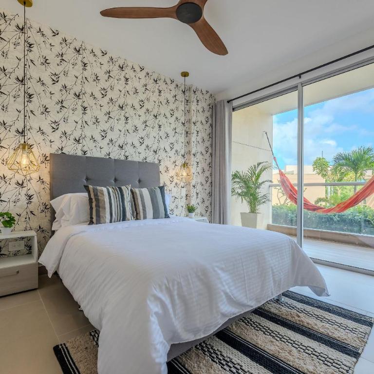 Dream Location in Cartagena | Premium Apartment at Baia Kristal - Deluxe Two-Bedroom Apartment with Garden View - 16