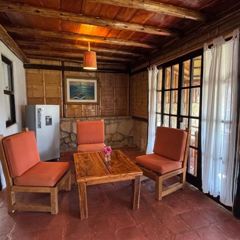 Casitas en Vichayito, a Pasos de la Playa - Three-Bedroom House - 12